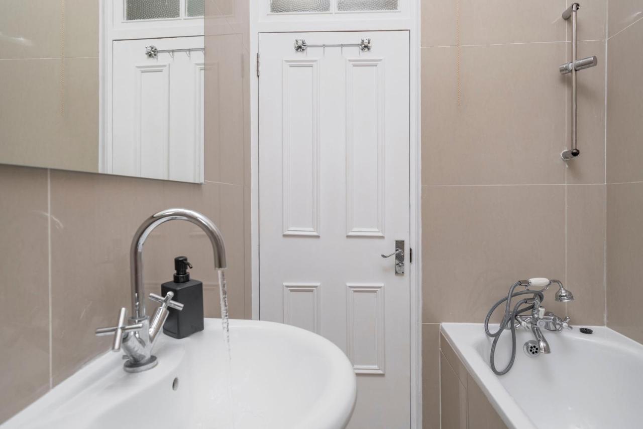 Kensington Nest Serviced Town House London Kültér fotó